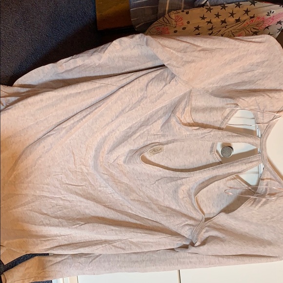 Long Sleeve CALIA by Carrie Underwood Tee! - Picture 2 of 4